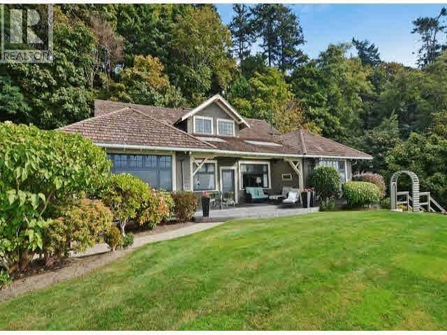 413 TSAWWASSEN BEACH ROAD, Delta - Image 1