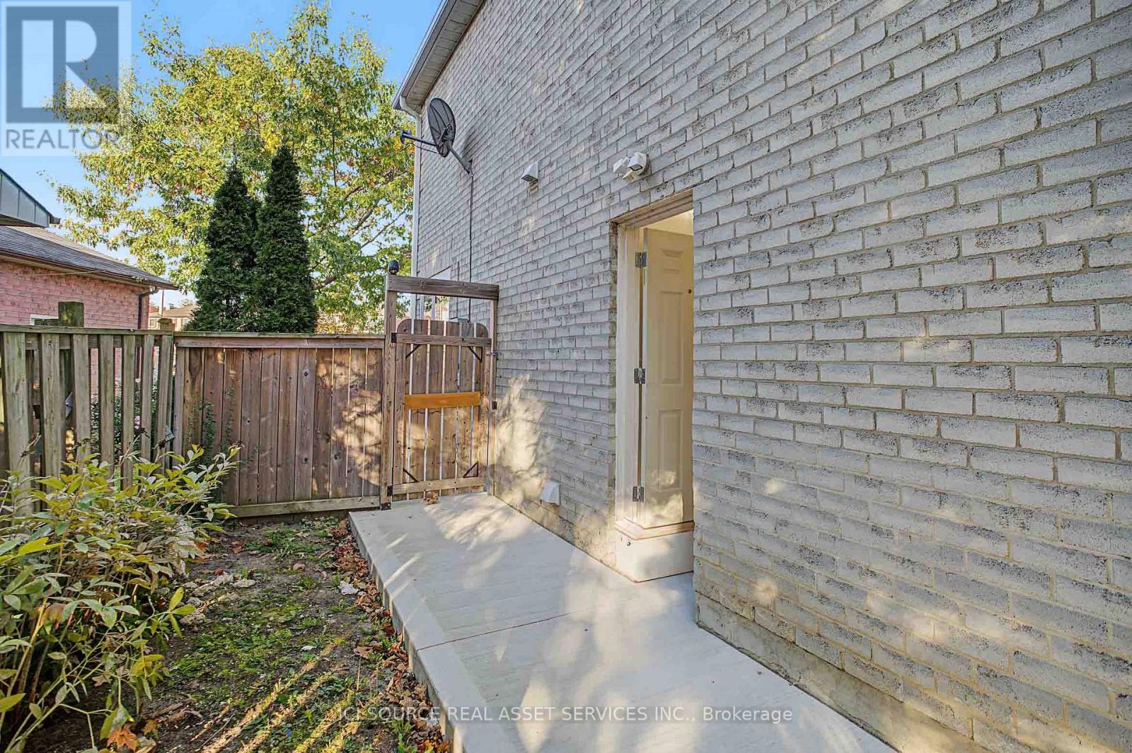 20 Kesteven Crescent, Brampton, ON photo 38