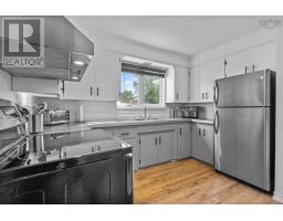 A & B 86 Oakes Road, Fall River, NS B2T1J5 Photo 9