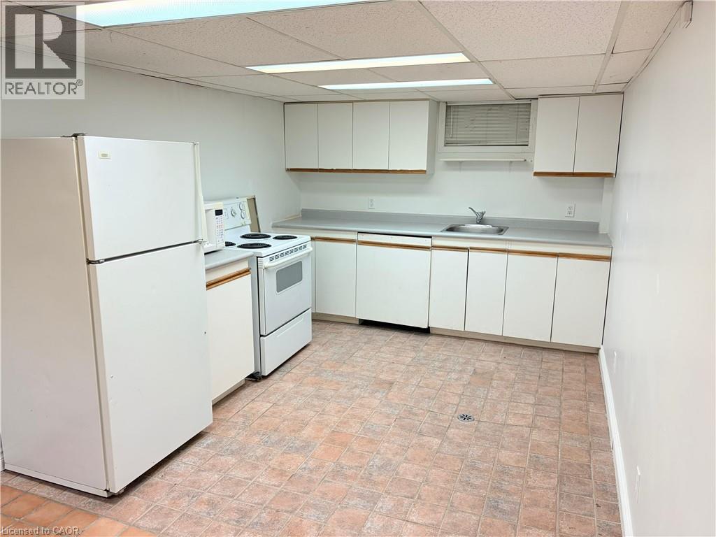 124 KING Street N Unit# 4 — photo 2