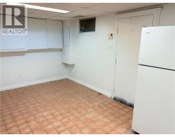 124 King Street N Unit# 4, Waterloo, ON N2J2X8 Photo 8