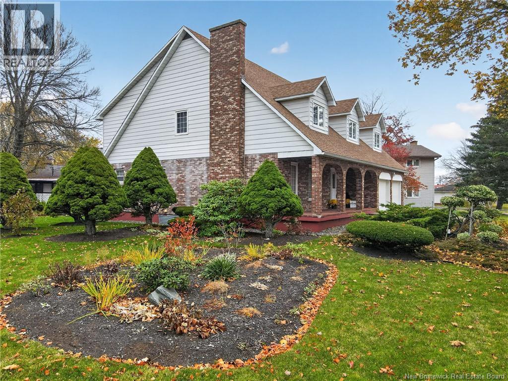 39 Kenwood Drive photo 2