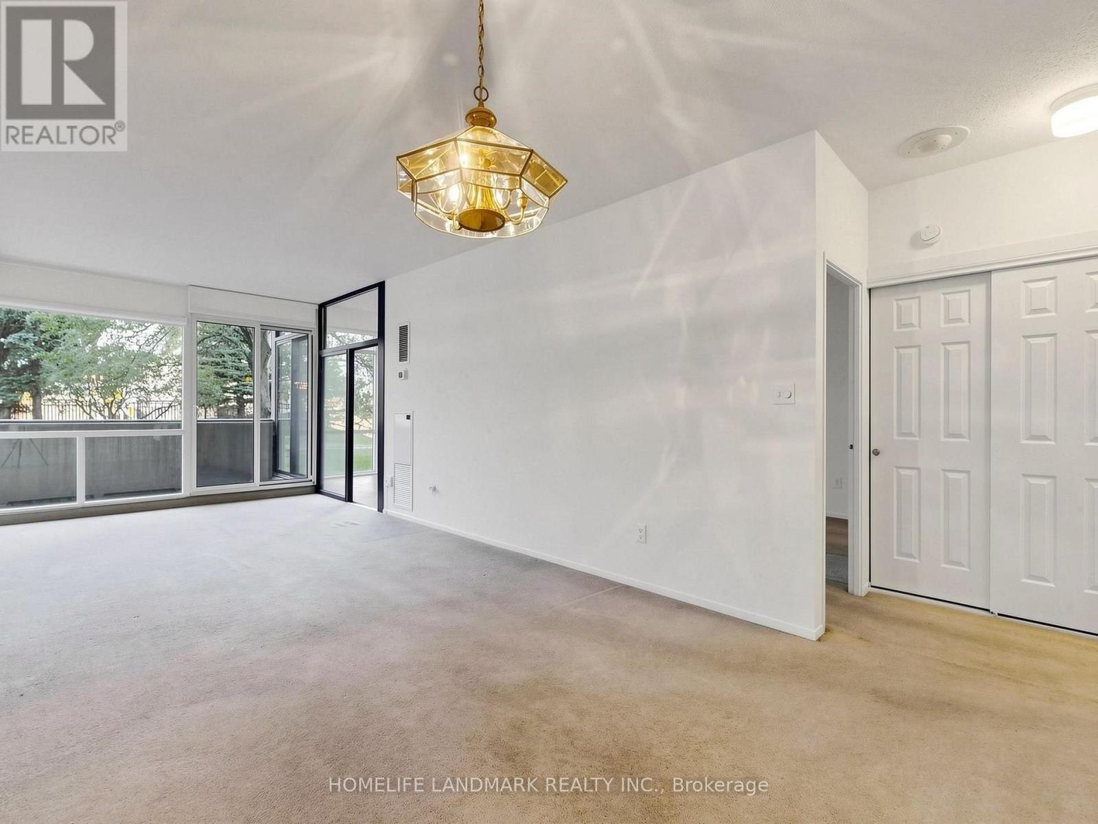 102- 1555 Finch Avenue East, Toronto, ON photo 4