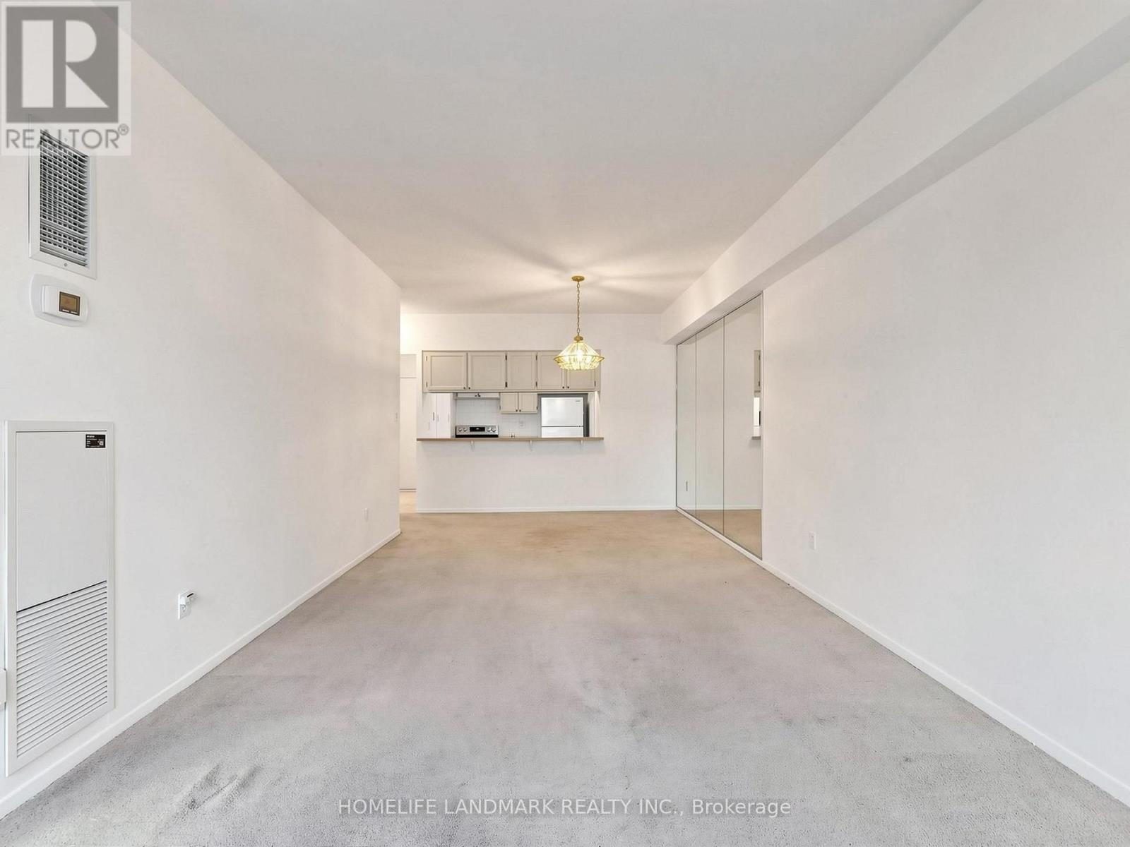 102- 1555 Finch Avenue East, Toronto, ON photo 9