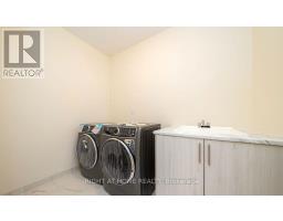 15 Becky Cheung Court, Toronto, ON M2M2E7 Photo 13