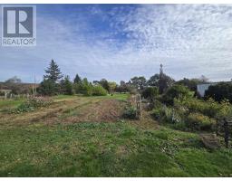 Sunroom - 5992 Highway 1, Granville Centre, NS B0S1A0 Photo 6