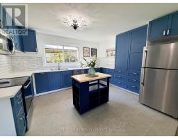 18 Bushey Avenue, Essa, ON L3W0L2 Photo 10