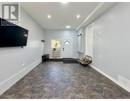 18 Bushey Avenue, Essa, ON L3W0L2 Photo 7