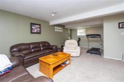 75 E. Fotheringham Drive, Brandon, MB R7B3A7 Photo 13