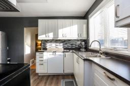 1247 Strathcona Street, Winnipeg, MB R3E2Y3 Photo 17