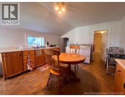 442 Adelaide Street, photo 16