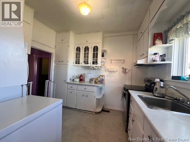 442 Adelaide Street photo 4