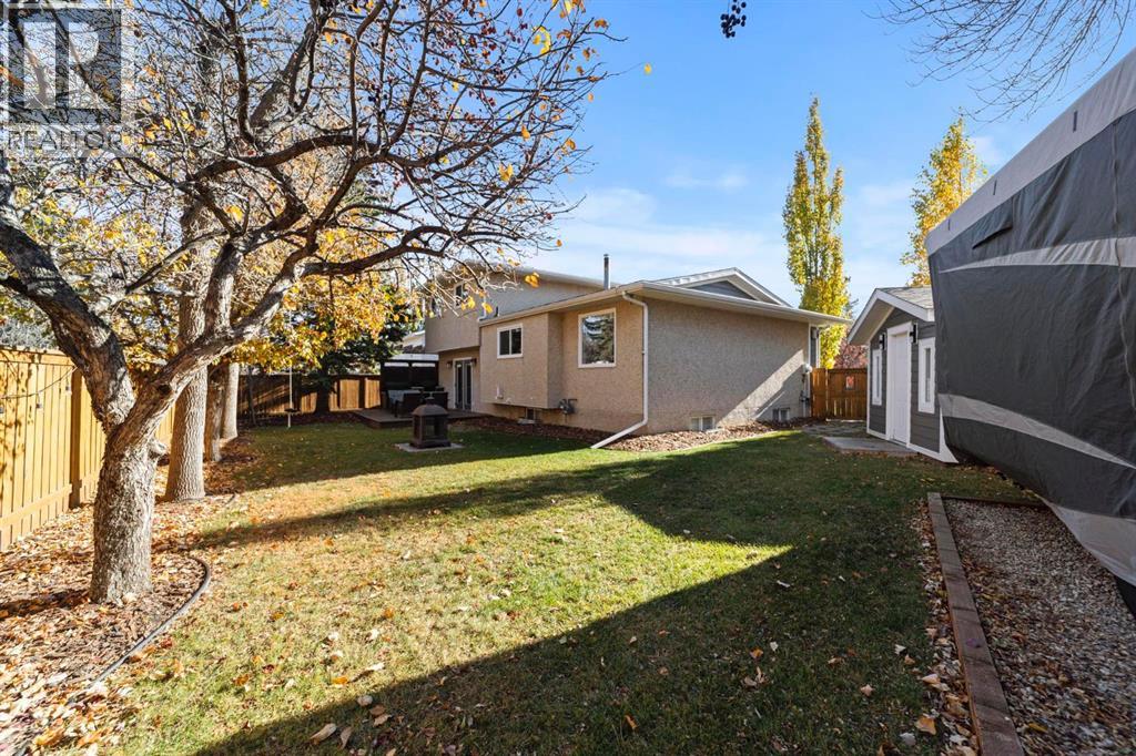 6310 43A Avenue Close, Camrose — photo 35