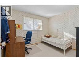 Bedroom - 5128 Rundlehorn Drive Ne, Calgary, AB T1Y1C1 Photo 15