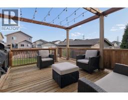 923 Maydell Palmer Vista N, Lethbridge, AB T1H7B7 Photo 40