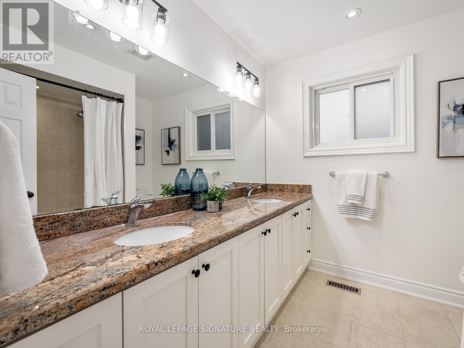 160 Holmcrest Trail, Toronto, ON photo 23