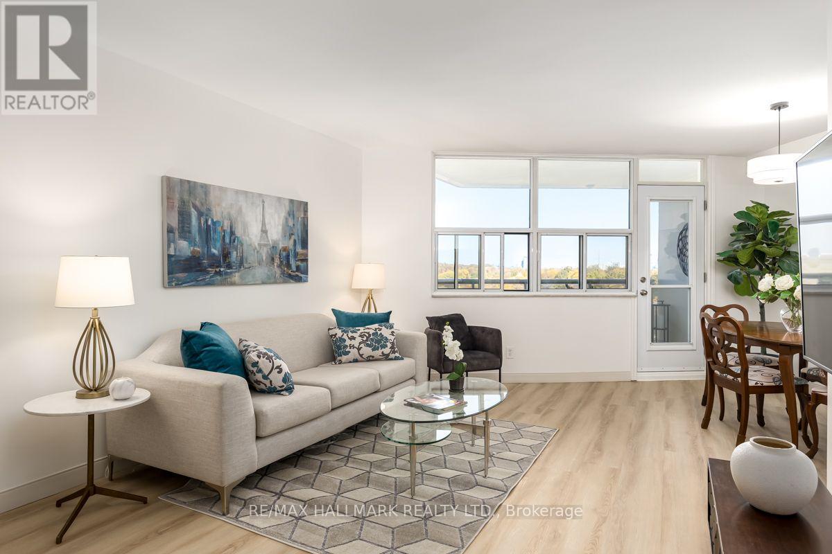 804- 980 Broadview Avenue, Toronto, ON photo 3