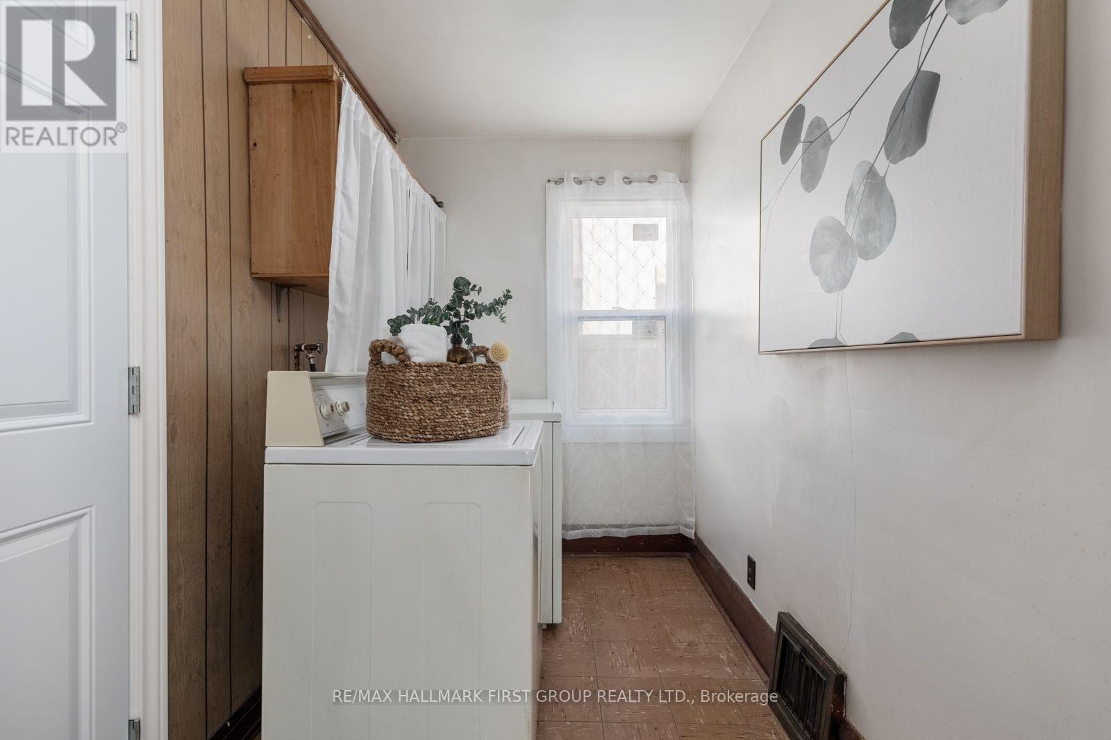 350 Oshawa Boulevard South, Oshawa, ON photo 32