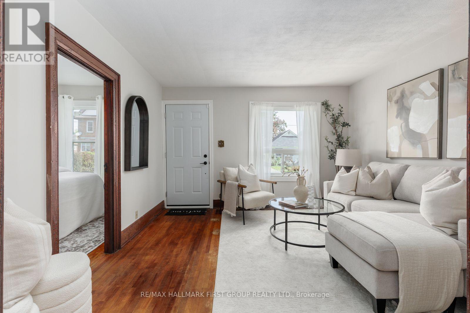 350 Oshawa Boulevard South, Oshawa, ON photo 6