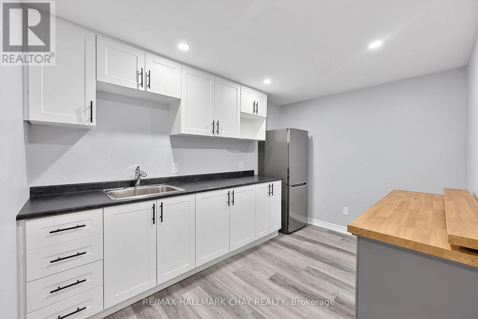 2 Shephard Avenue, New Tecumseth, ON photo 33