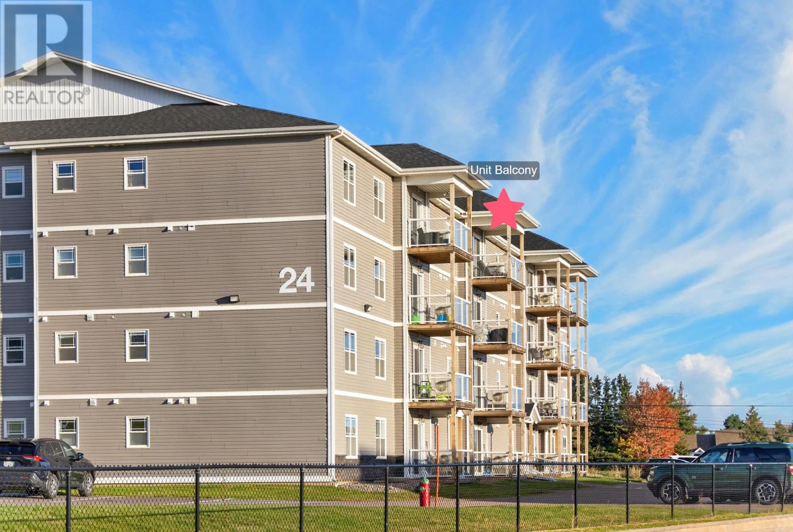 24 GILBERT Unit 401