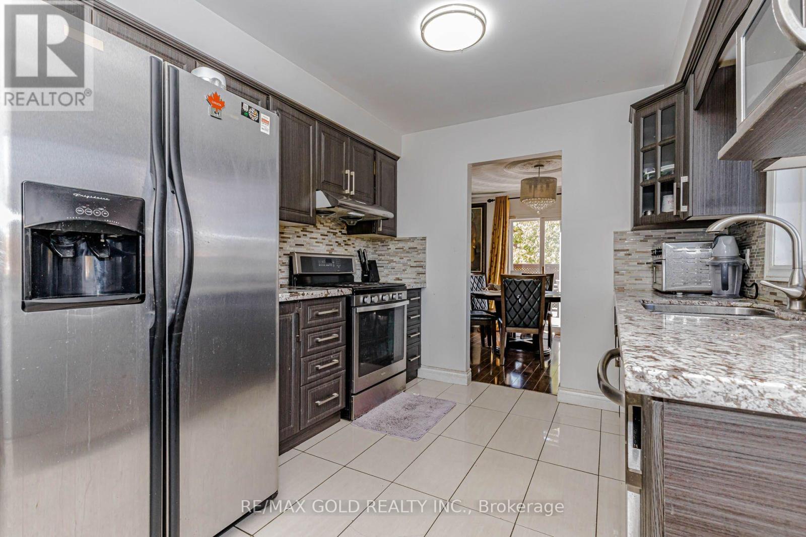 7262 Sigsbee Drive, Mississauga, ON photo 12