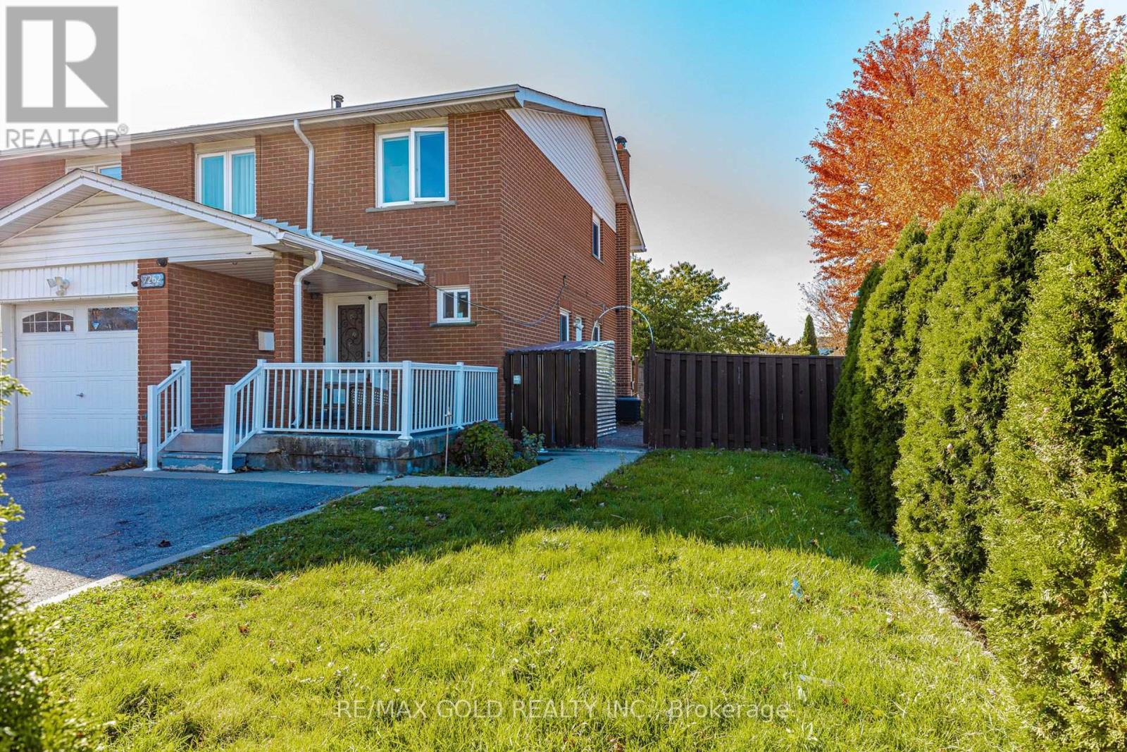 7262 Sigsbee Drive, Mississauga, ON photo 2