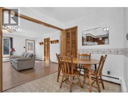 698 Northwest Road, photo 6