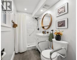 12 Layton Street, Kitchener, ON N2B1H2 Photo 15