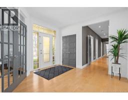 18 Country Club Road, photo 4