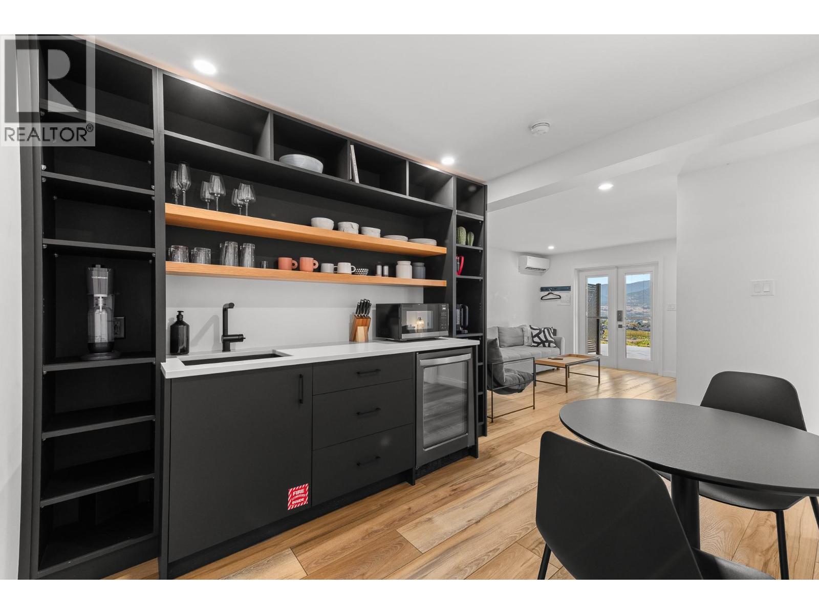 398 Upper Bench Road S, Penticton - Image 1