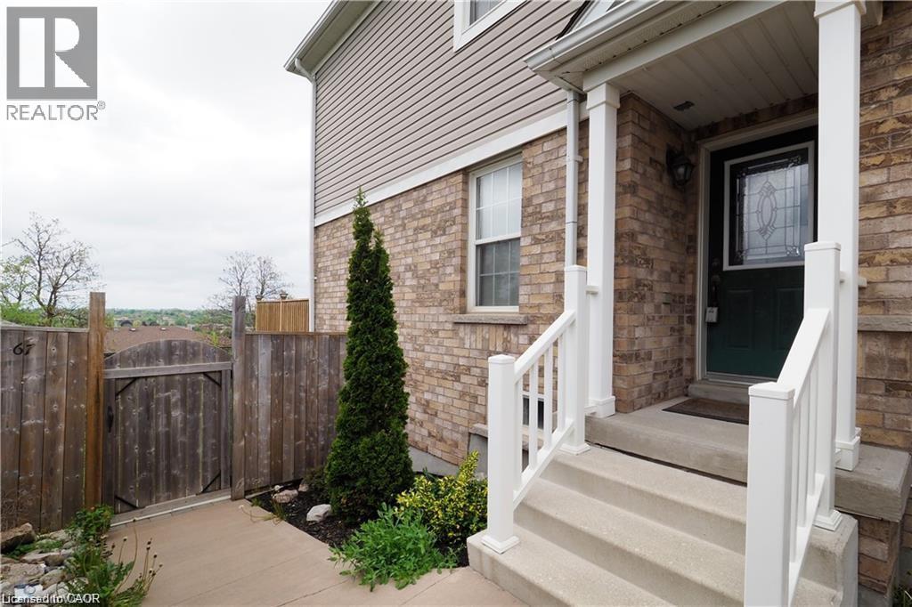67 BLOOMINGTON Drive — photo 3