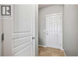 126 River Heights Crescent, Cochrane, AB T4C0J5 Photo 13