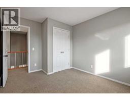 126 River Heights Crescent, Cochrane, AB T4C0J5 Photo 27