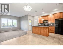 Bedroom - 126 River Heights Crescent, Cochrane, AB T4C0J5 Photo 6