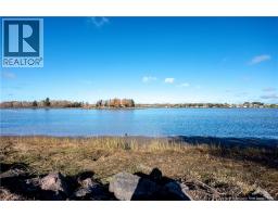 40 Au Bord de l'Eau Road, photo 4