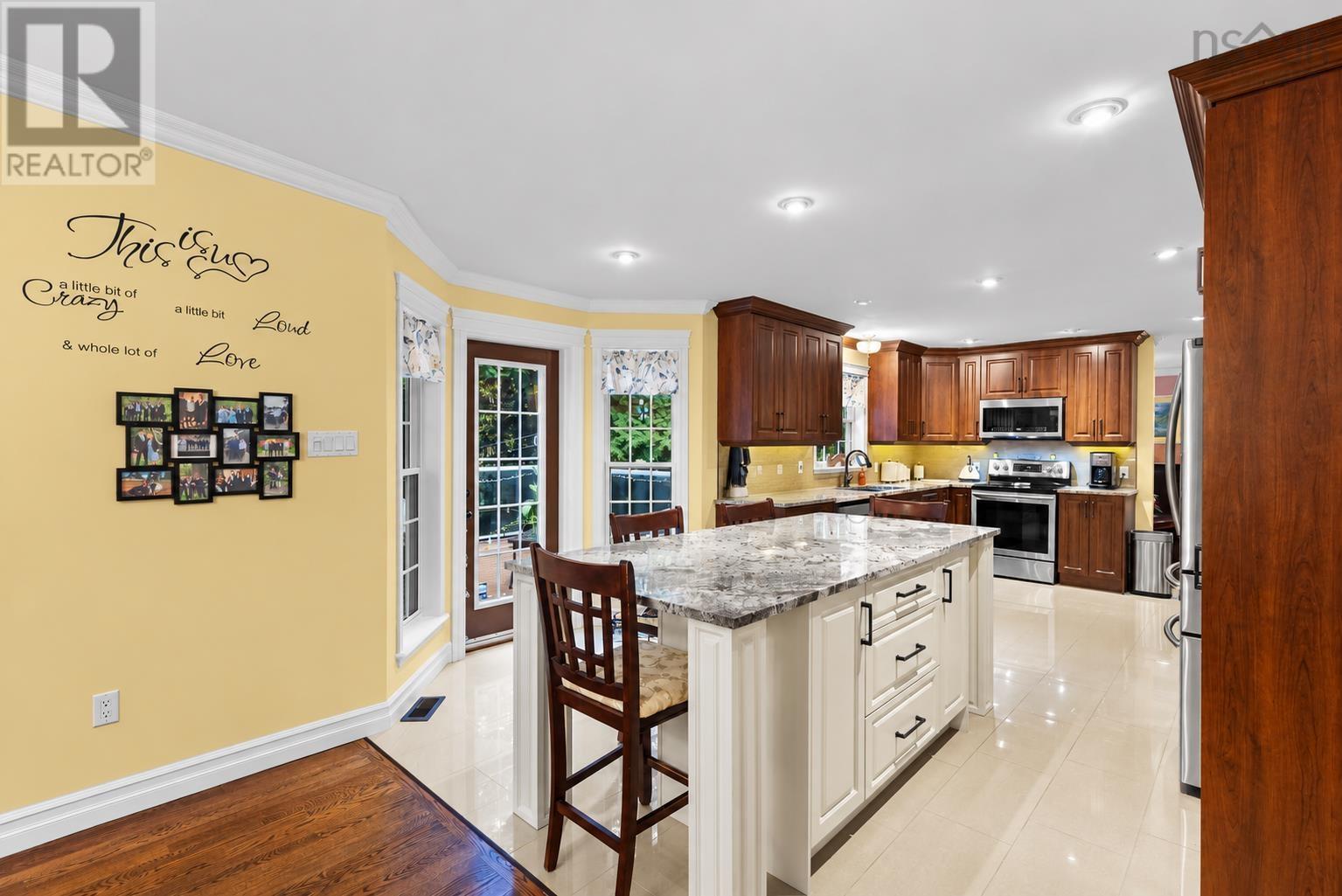 20 Perry Court photo 4