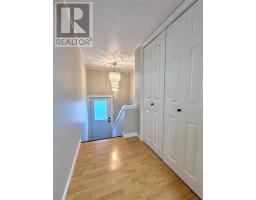 11 Marshalls Lane thumbnail 11