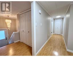 11 Marshalls Lane thumbnail 12