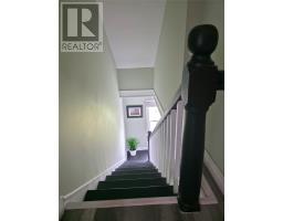 13 Hawkin's Lane thumbnail 14