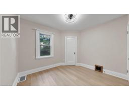 Dining room - 59 Longwood Road N, Hamilton, ON L8S3V2 Photo 10