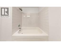 59 Longwood Road N, Hamilton, ON L8S3V2 Photo 12