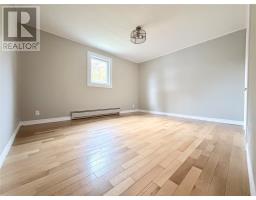 14 Fifth Avenue thumbnail 9