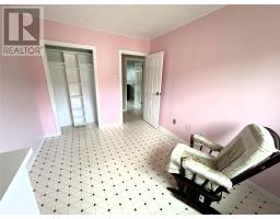 6 Chaissons Lane thumbnail 16