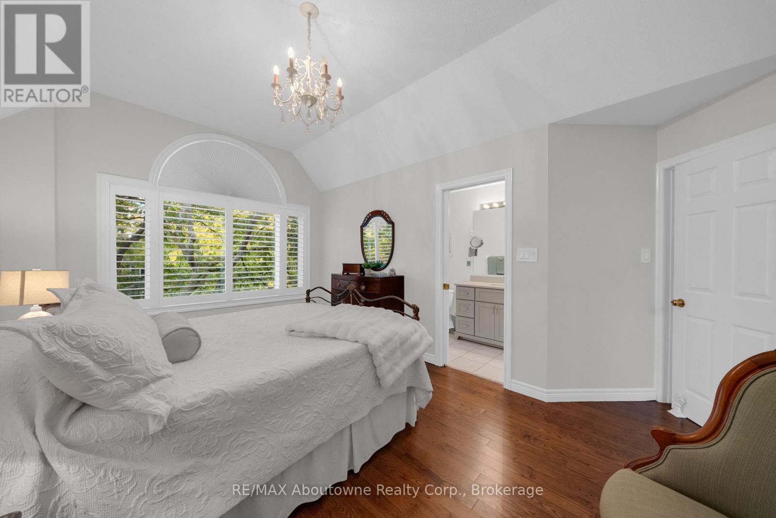 2403 MARINE DRIVE - 37