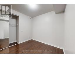 1009 - 770 Bay Street, Toronto, ON M5G0A6 Photo 20