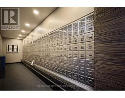1009 - 770 Bay Street, Toronto, ON M5G0A6 Photo 31