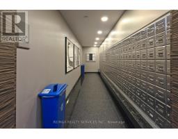 1009 - 770 Bay Street, Toronto, ON M5G0A6 Photo 32