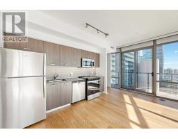 2608 - 832 Bay Street, Toronto, ON M5S1Z6 Photo 9