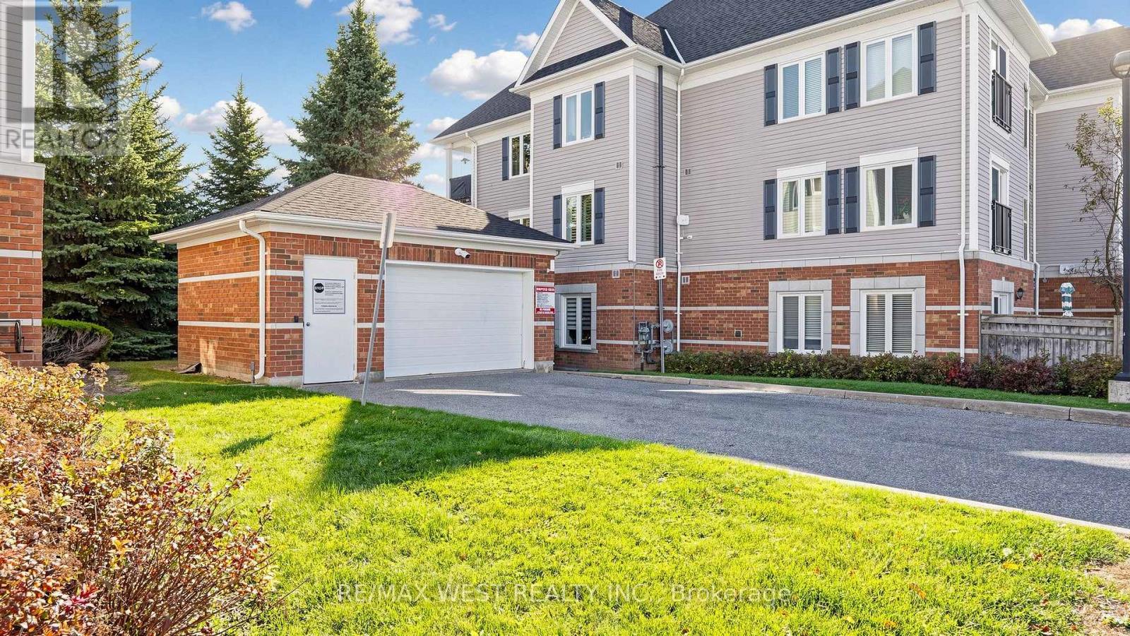 105- 102 Aspen Springs Drive, Clarington, ON photo 38